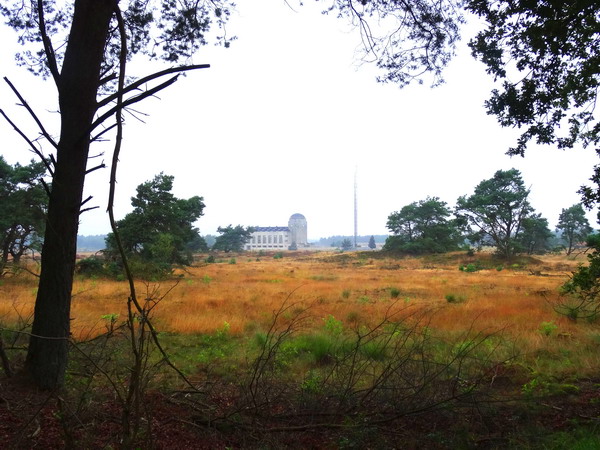 Zendgebouw van Radio Kootwijk